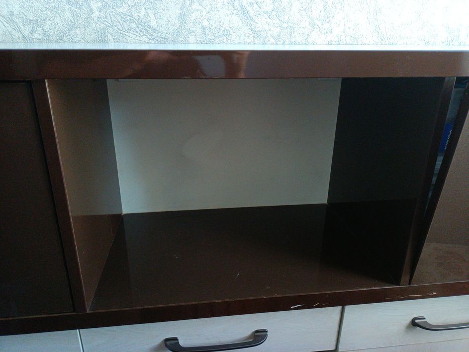 Тумба под телевизор