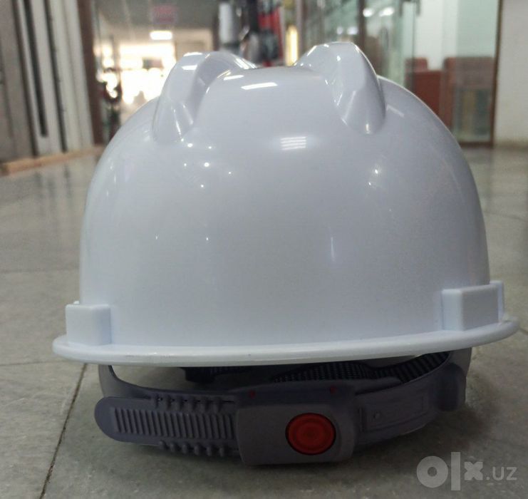 Каска и жилет отражающие строительная производство китайская