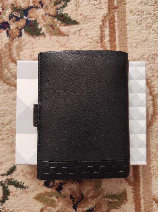 Портмоне мужское новое.