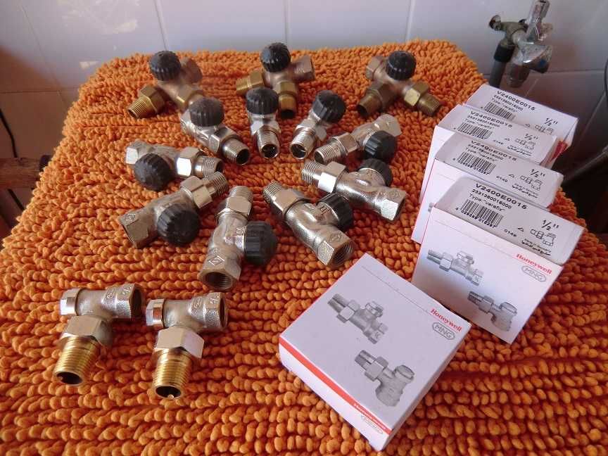 Robineți termostatici HEIMEIER  baterie HANSA boiler 5 l  Stiebel