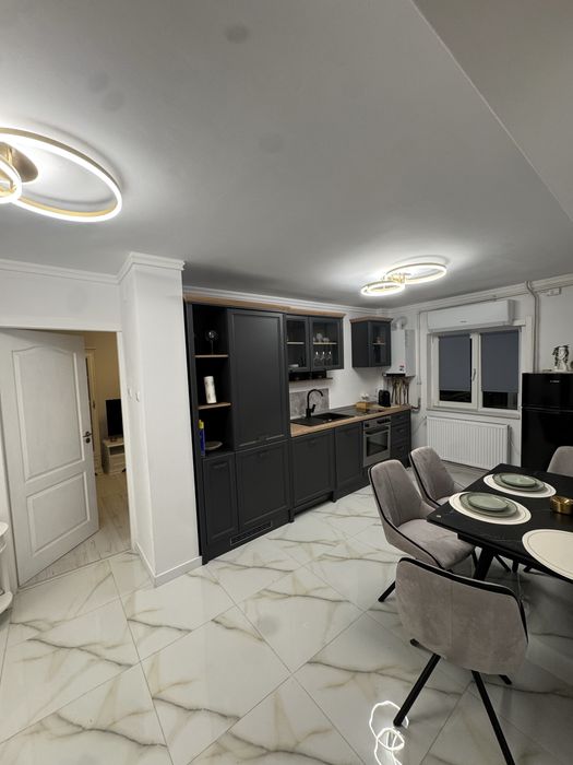 Inchiriez in regim hotelier apartament 2 camere B-dul T. Vladimirescu