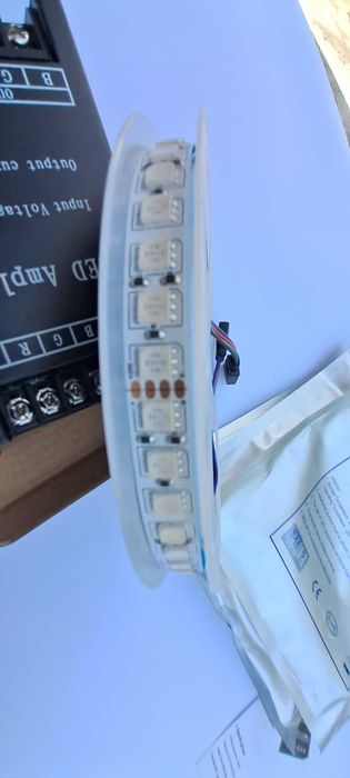 RGB Led лента .  РГБ  лента 24 волта ,Всички цветове ,140 диода на 1 м