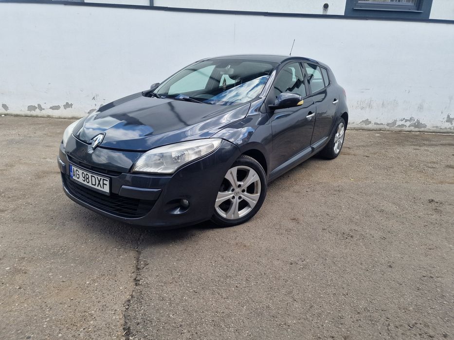 RENAULT Megane 2011 — imagine 2
