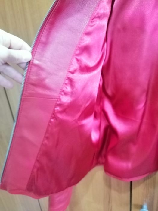 Дамско кожено яке