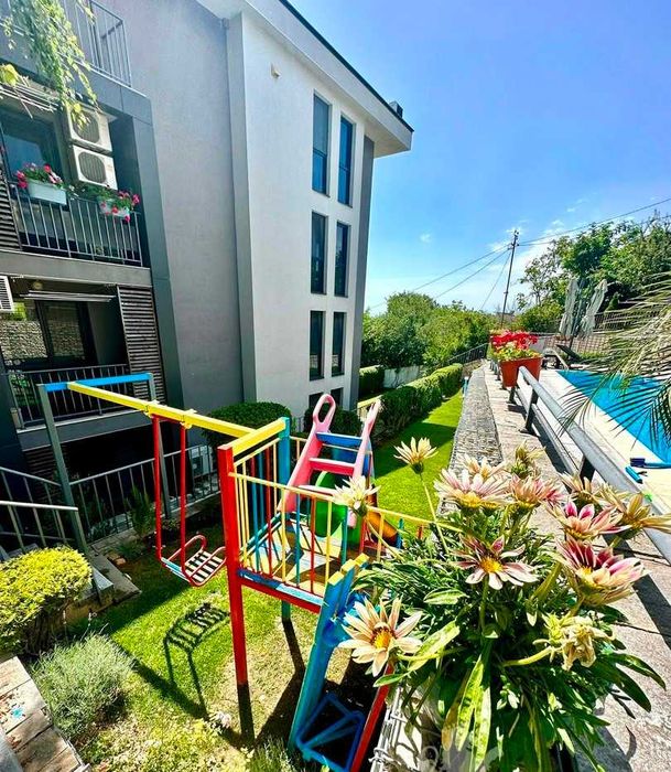 Продава се Тристаен апартамент в Варна, м-т Траката - 90 кв.м за 1767 €/кв.м - Снимка #2