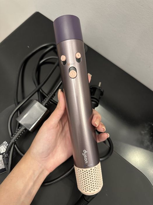 Продаю dyson airwrap id HS08 , премуим качество