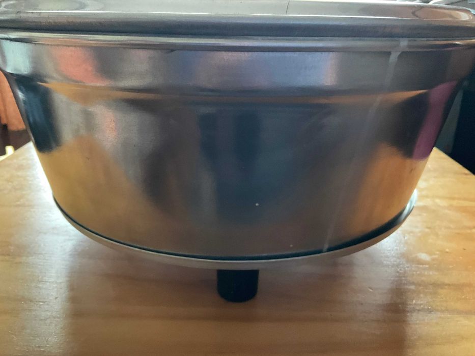 Алуминиева електрическа тенджера