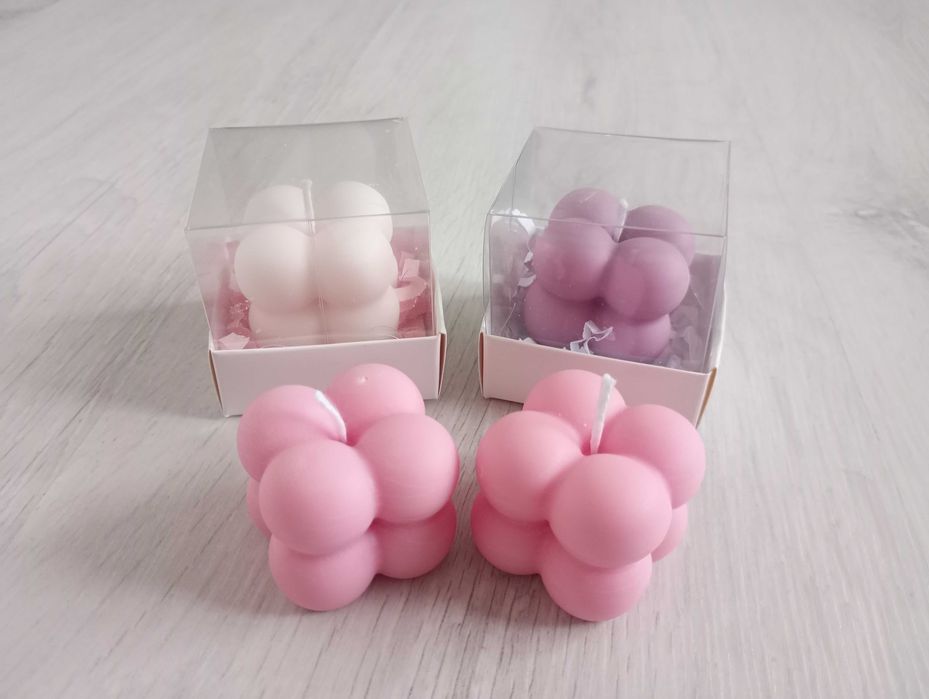 Ръчно изработени соеви свещи и подаръчета