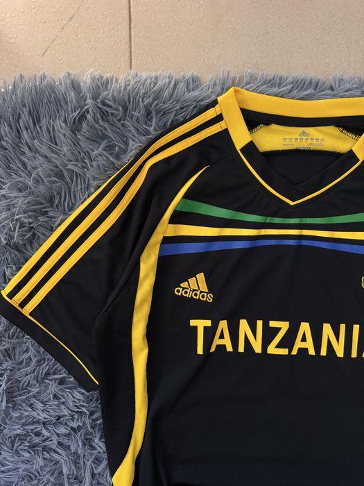 Фланелка Adidas x Tanzania