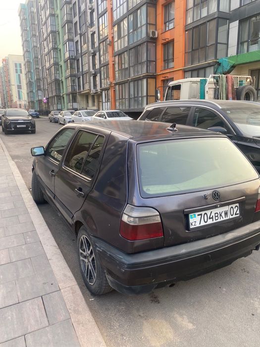Продается Volkswagen Golf 3ка
