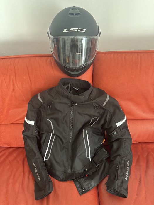 Geaca si casca moto marimea M