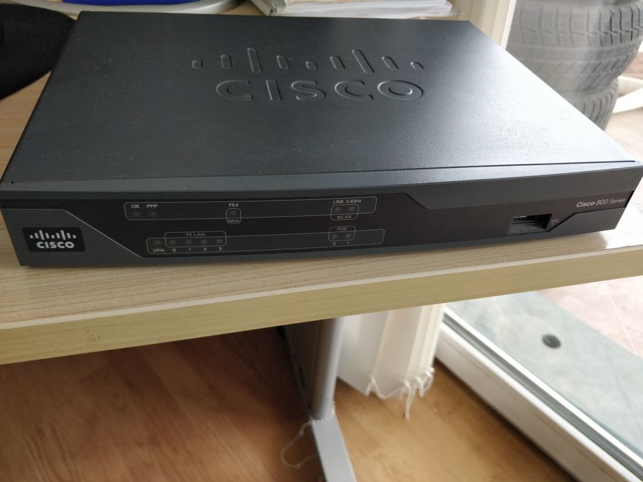 Cisco Series 800 - model 881