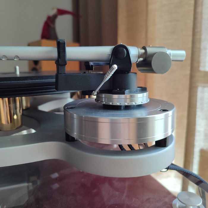 Проигрыватель виниловых пластинок Michell Gyrodec SE