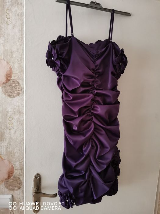 Продавам Официална рокля