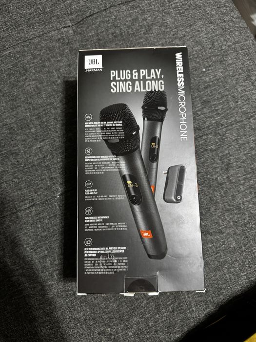 Microfoane JBL ca noi