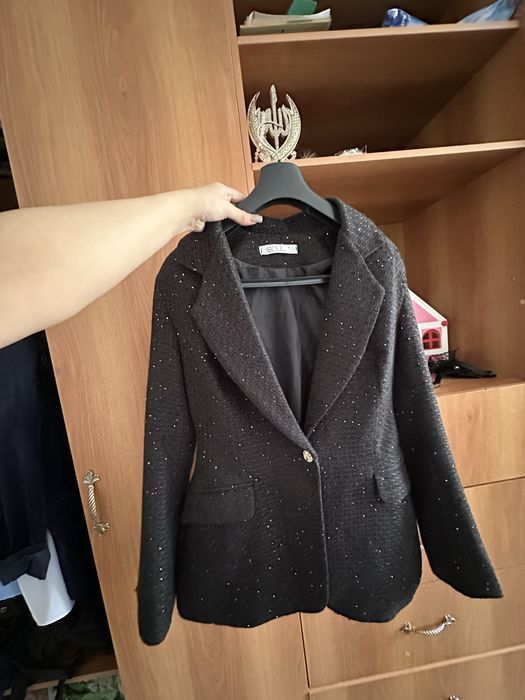 Продам твидовый жакет пидкаж