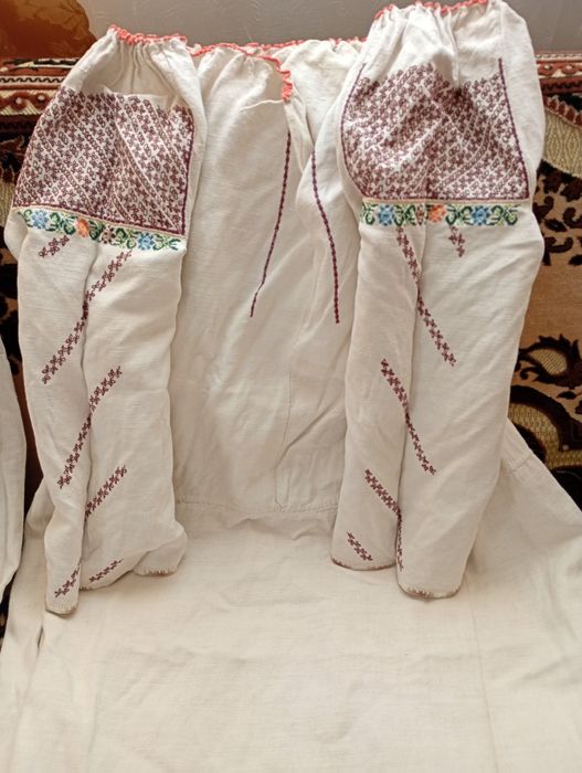 Cămăși tradiționale