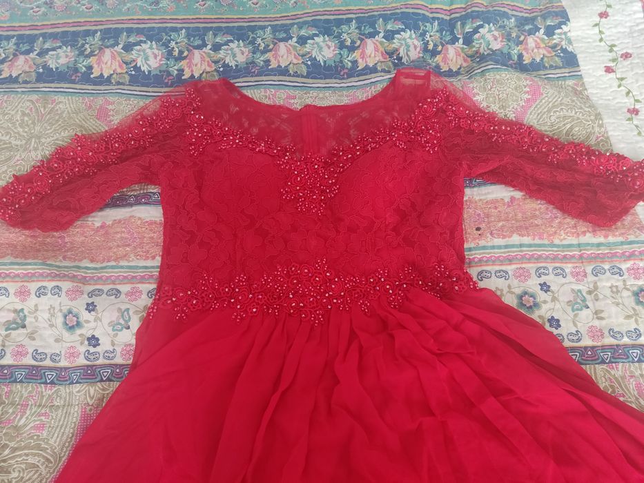 Шикарное платье на торжество