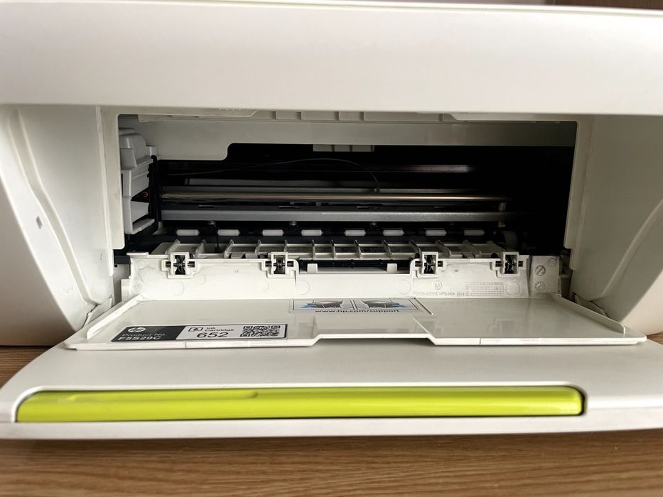 Imprimantă HP DeskJet Ink Advantage 2135