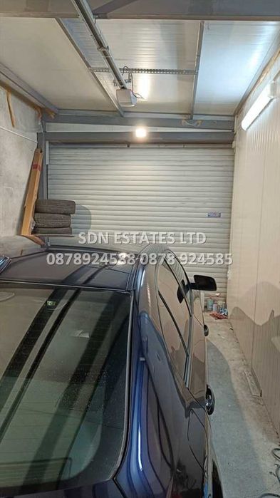 Продава напълно обзаведен етаж от къща в с. Бузовград