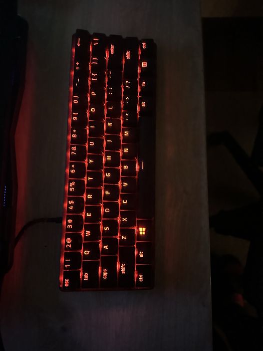 Tastatură gaming Razer Huntsman Mini – ca nouă.
