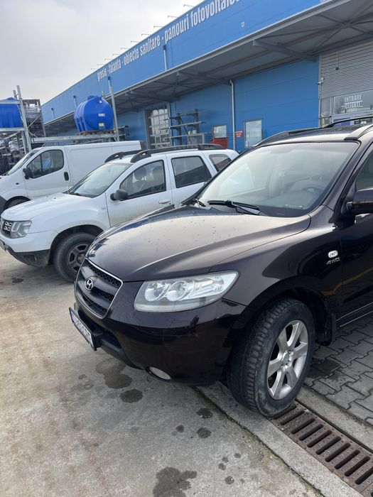Vand Hyundai Santa Fe ( in conditii foarte bune )