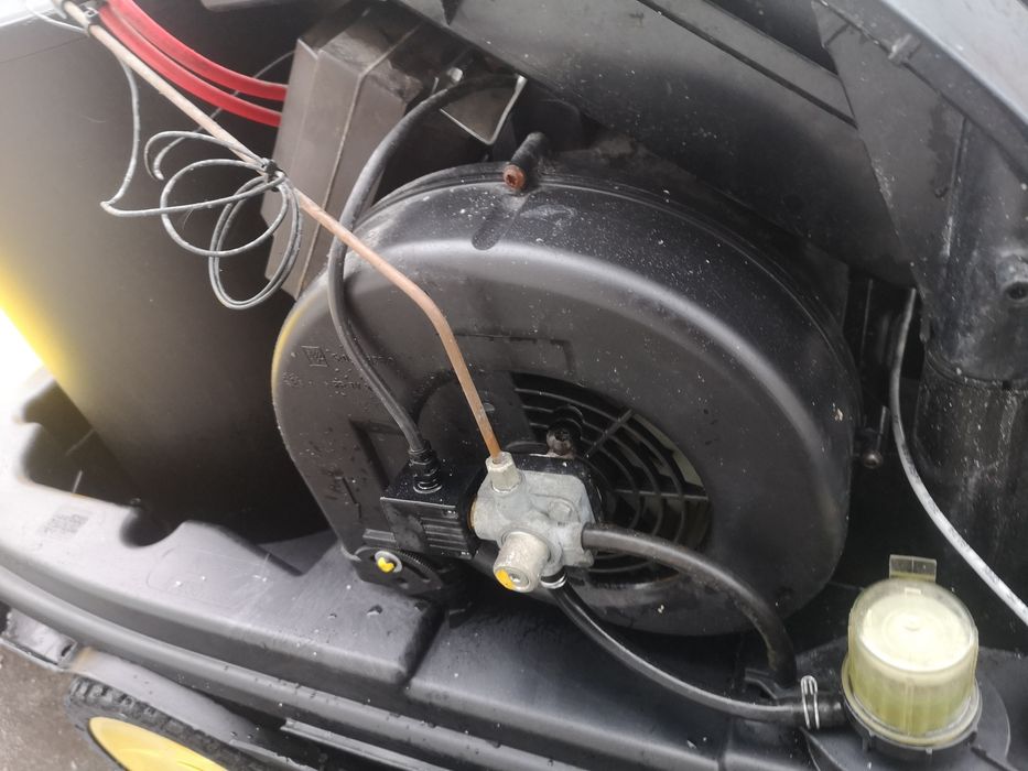 Пароструйка Karcher HDS 558C eco 220V160bar 3kw Най Висок Клас