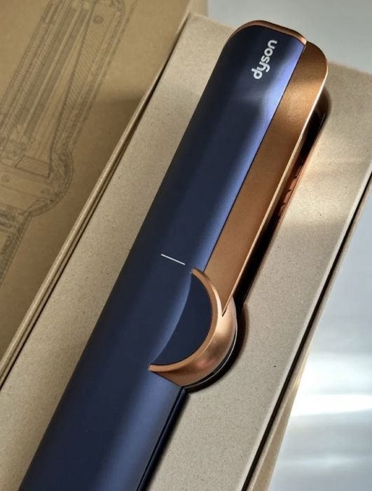 Dyson Airstrait HT01 с ковриком утюжок
