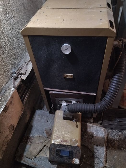 Котел с пелетна горелка