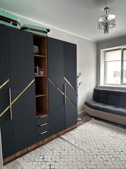 Продам трех комнатную квартиру