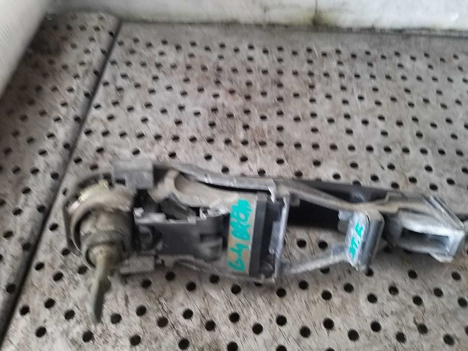Maner usa stanga fata vw golf 4 1j break