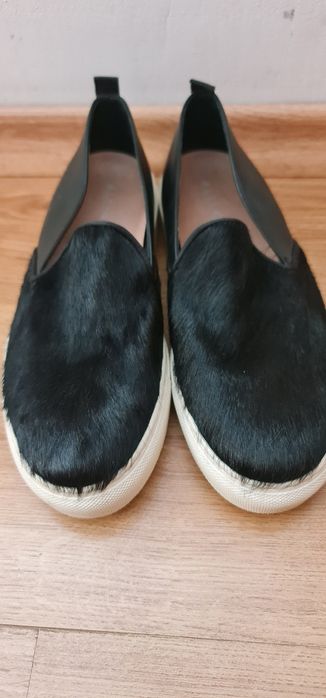 Сникърси естествена кожа