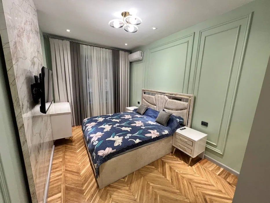 Срочно сдам 2- комнаты  2/9  Яккасарай    ул Бабура