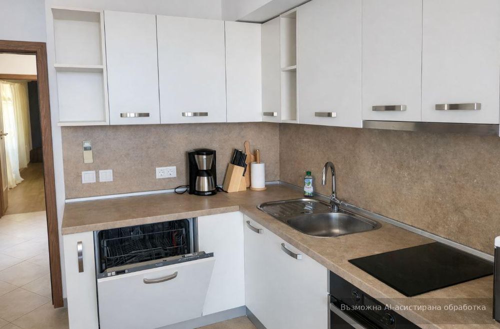 Тристаен апартамент в района на Чаталджа!