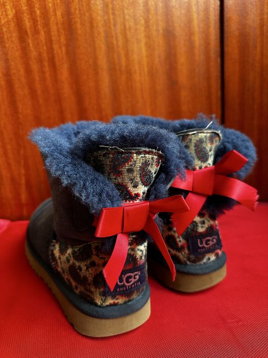 Зимни дамски обувки UGG