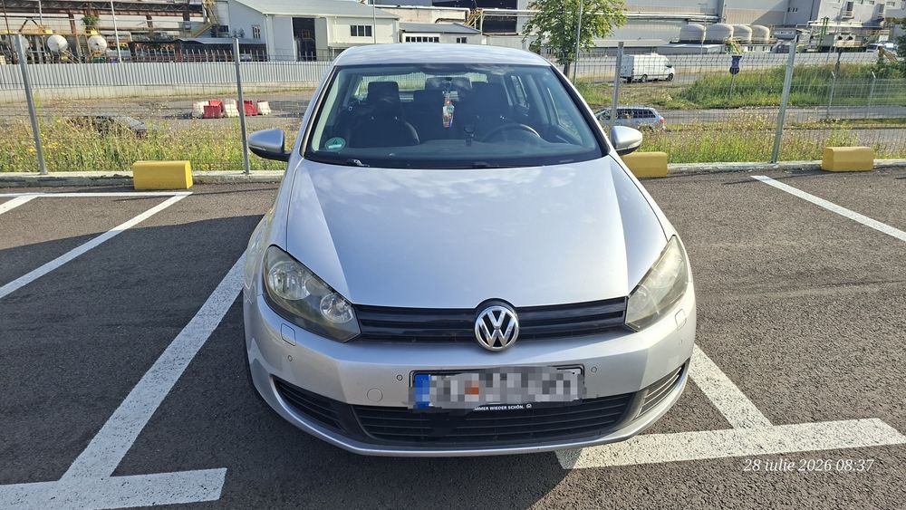 Vând Golf 6 benzină