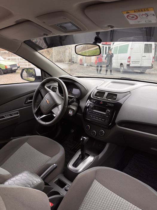 Chevrolet Cobalt 2025 — 3