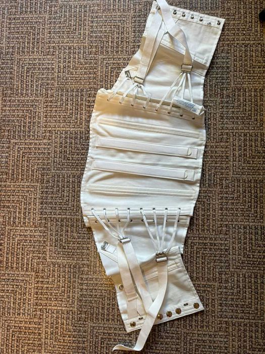 Ортопедический корсет для спины