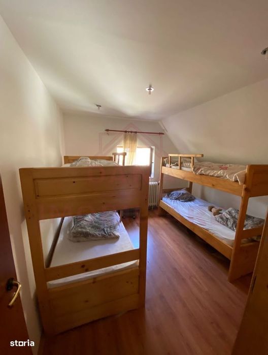 Casă\ Vilă 6 Camere, La Muntele Mic,Jud. Caraș-Severin\ Comision 0%