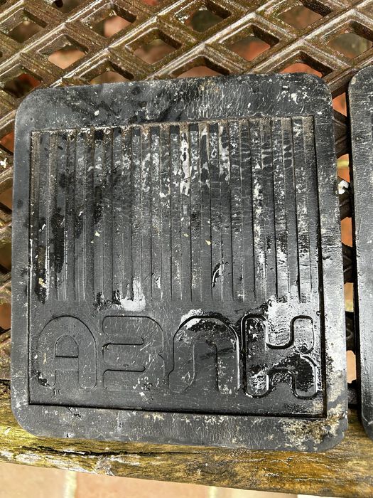 Престолки за Лада и Москвич