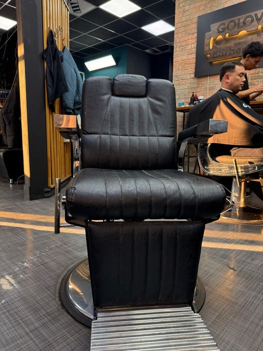 Продаются кресла для барберов