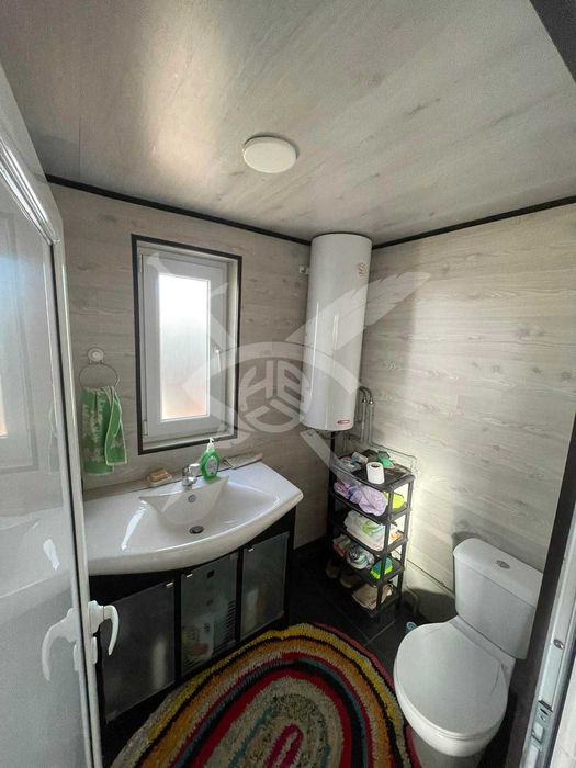 Къща - с. Подвис