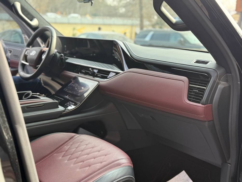 Infiniti QX80 autograhp 2025