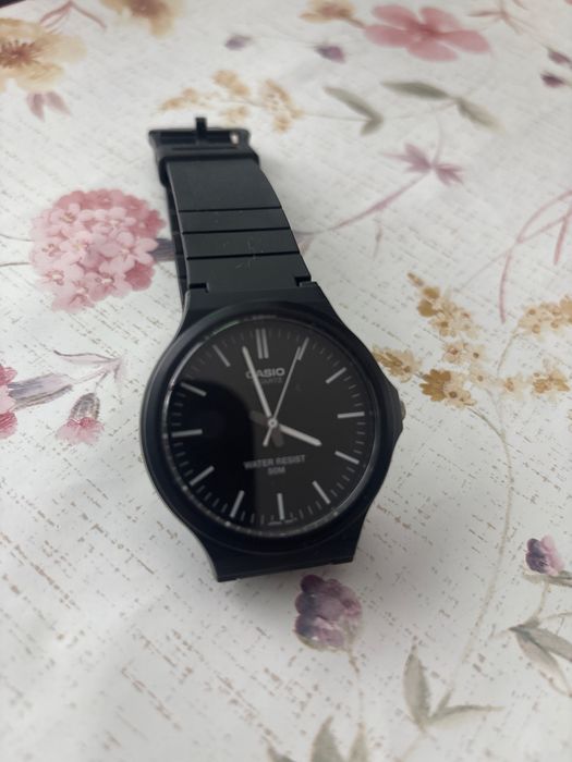 Casio часовник нов