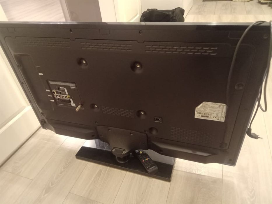 Продаю телевизор самсунг