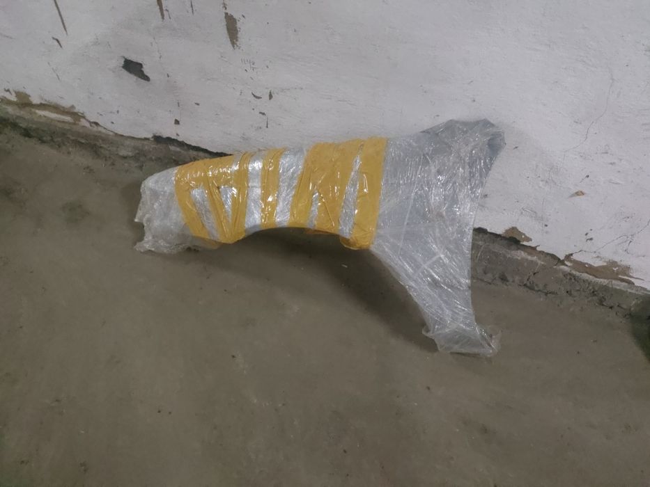 Тойота королла крыло переднее левое в отличном состоянии