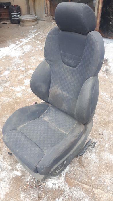 Сиденья на Ауди c4 a6