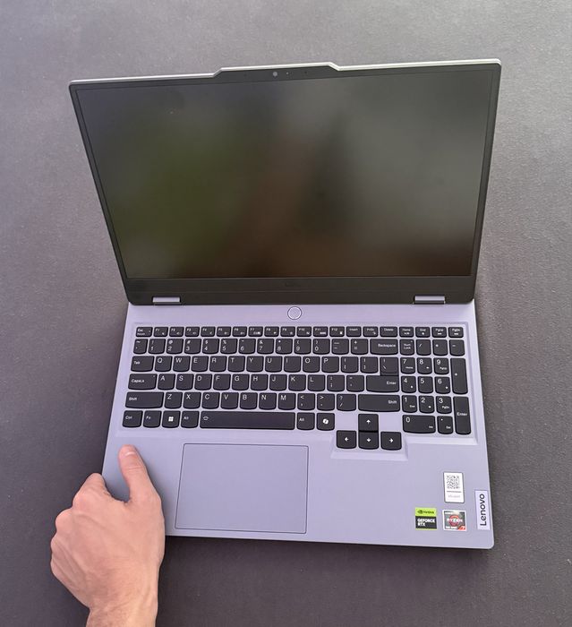 Laptop Lenovo Gaming LOQ 15APR9