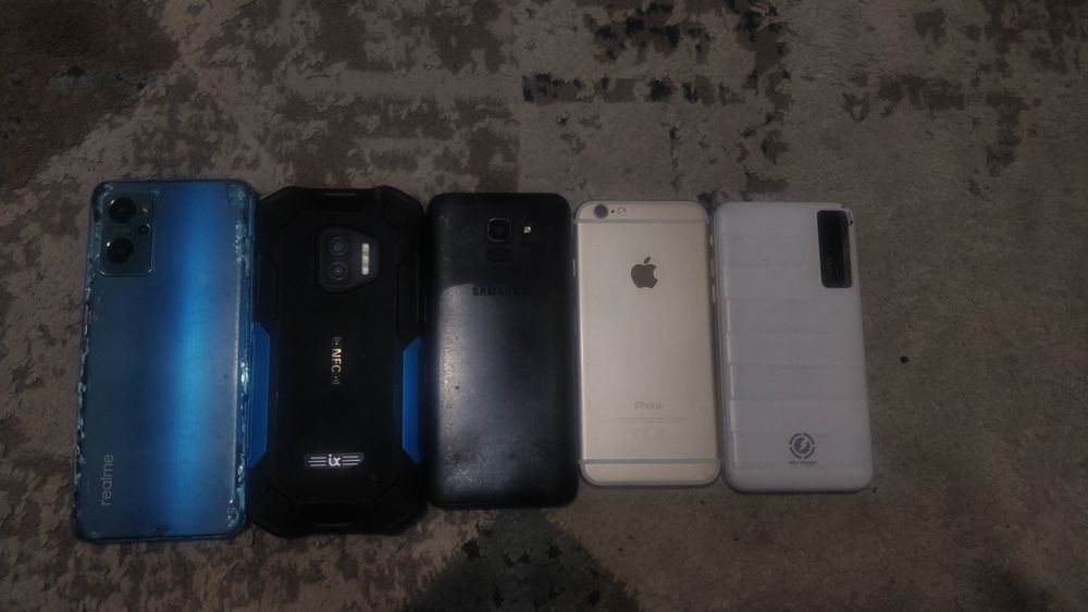 Продаю телефоны,и повербанк