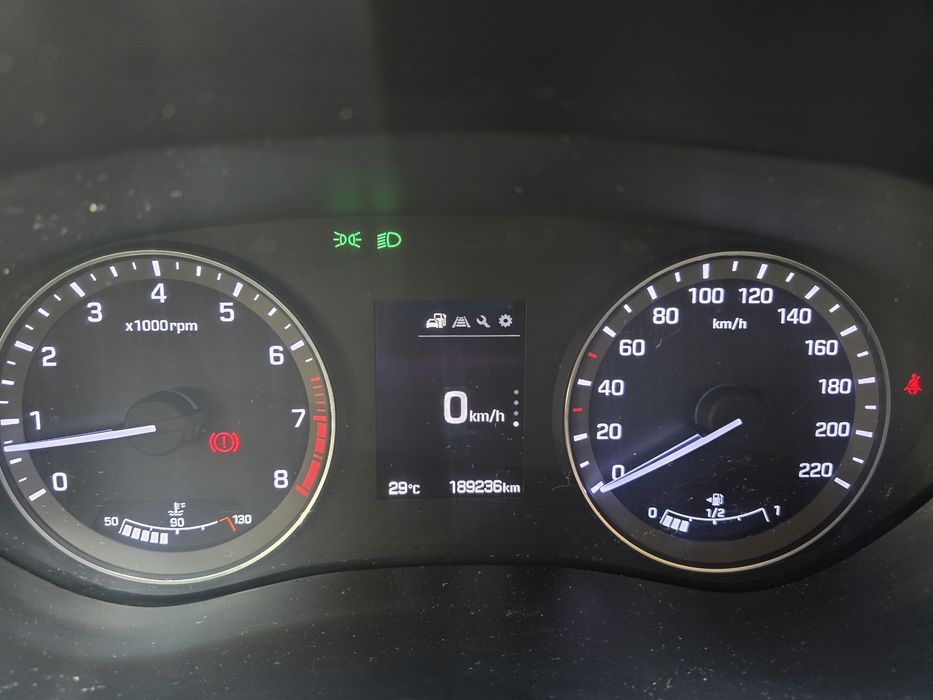 Vând Hyundai i20
